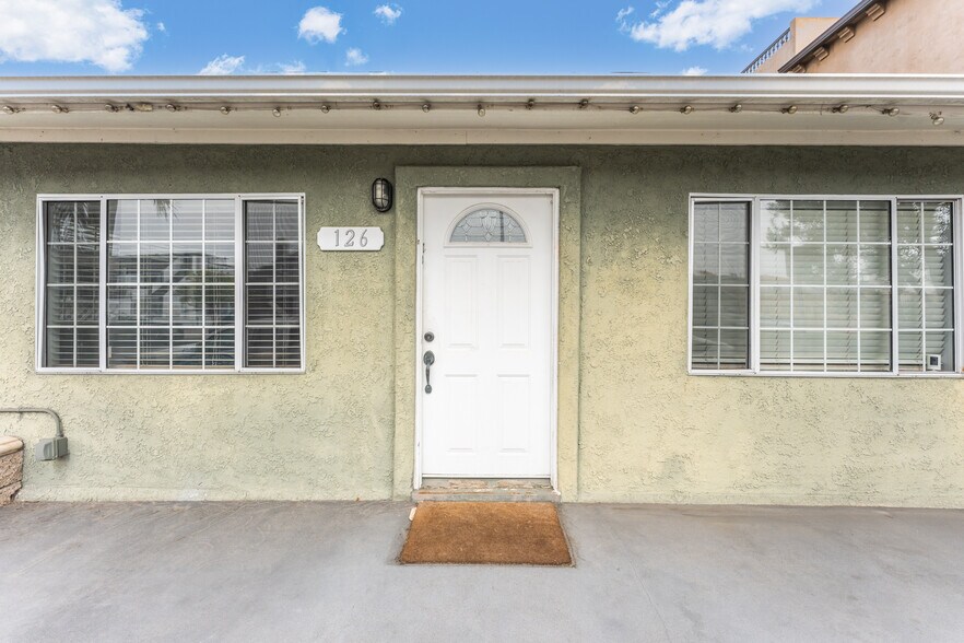 More Photos Of 126 E Balboa Blvd, Newport Beach Multifamily For Sale