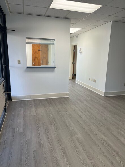 More Photos Of 5161 Brook Hollow Pky, Norcross Unknown For Lease