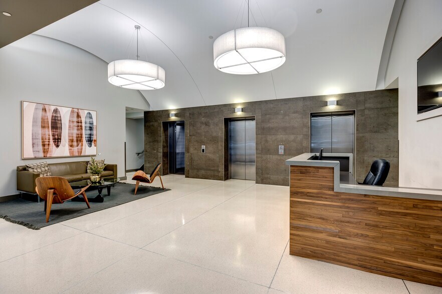 More Photos Of 101 Stewart St, Seattle Office For Lease