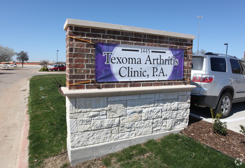 More Photos Of 1445 Heritage Dr, McKinney Medical For Lease