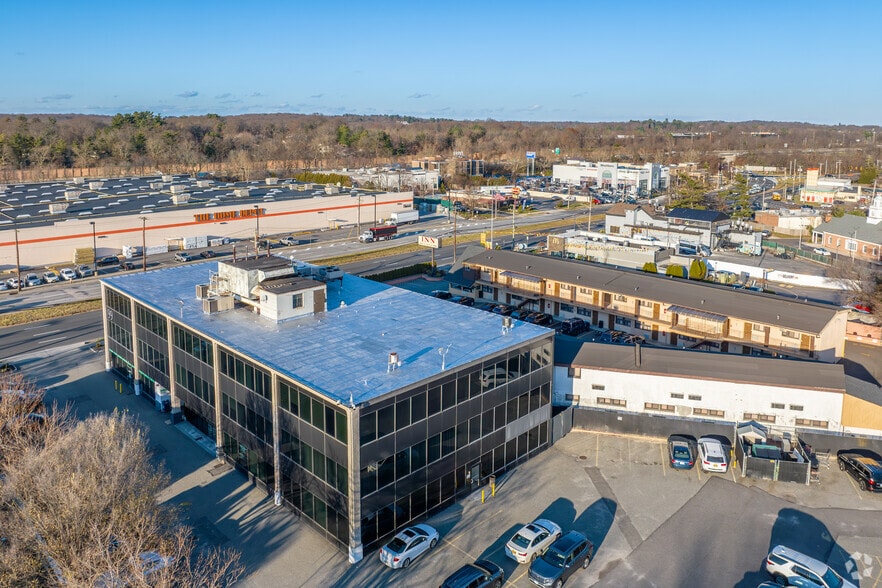 More Photos Of 99 Jericho Tpke, Jericho Medical For Lease
