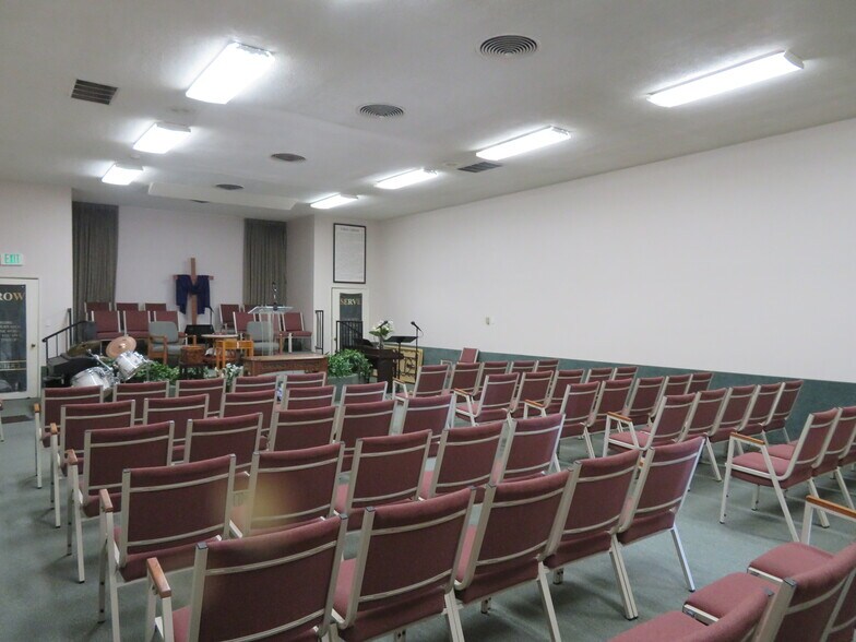 More Photos Of 8471 S Van Ness Ave, Inglewood Loft Creative Space For Sale