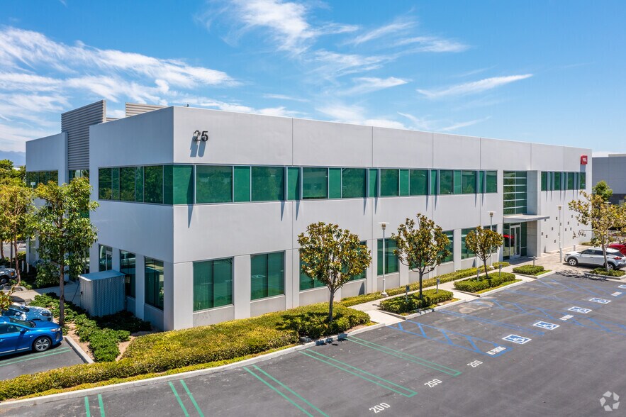 More Photos Of 25 Edelman, Irvine Office For Sale