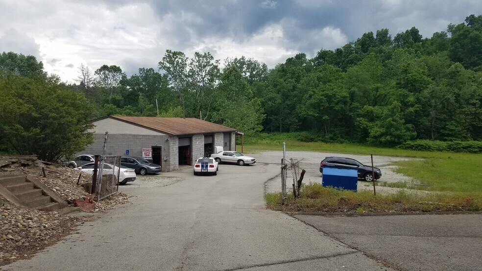 More Photos Of 3400 Leechburg Rd, Pittsburgh Auto Repair For Sale