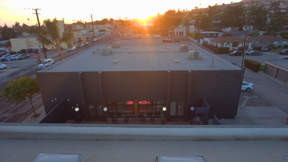 More Photos Of 1895 E Main St, Ventura General Retail For Sale