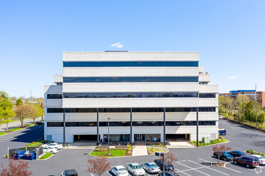 More Photos Of 285 Davidson Ave, Somerset Office For Lease