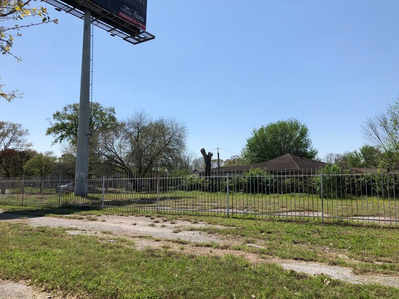 More Photos Of 7408 Gulf Fwy, Houston Land For Lease