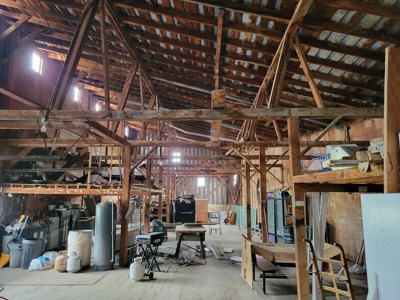 More Photos Of 8955 Swamp Rd, Waterville Restaurant For Sale