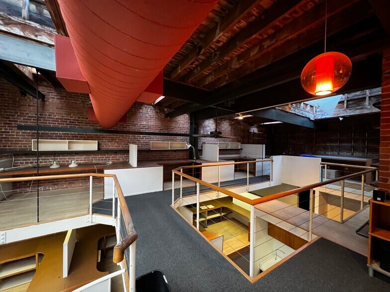 More Photos Of 1349 Larkin St, San Francisco Office For Sale