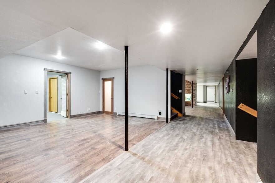 More Photos Of 13231 Dillon St, Brighton Specialty For Sale