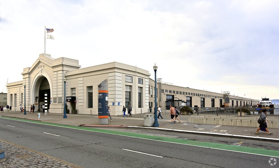 More Photos Of The Embarcadero @ Bay St., San Francisco Unknown For Lease