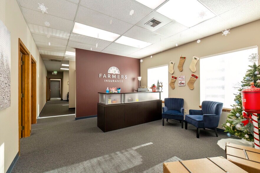 More Photos Of 104 Tremont Ave, Port Orchard Medical For Sale