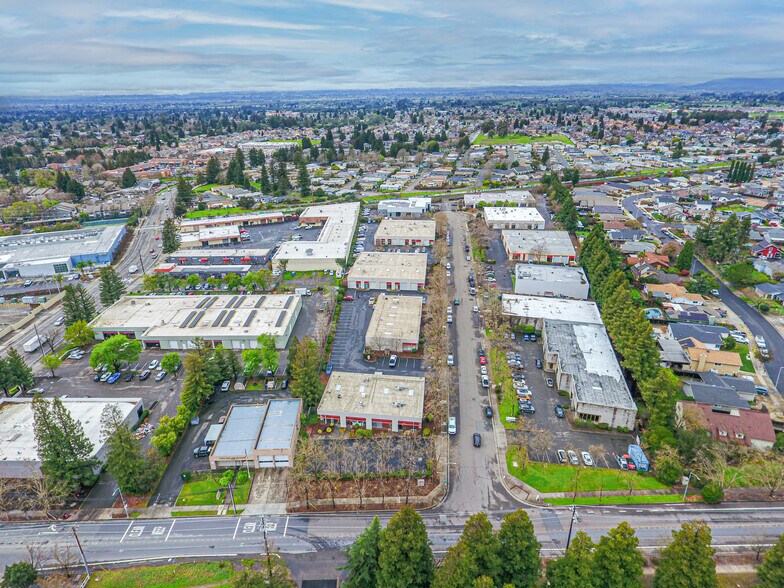 More Photos Of 1800 Empire Industrial Ct, Santa Rosa Flex For Sale