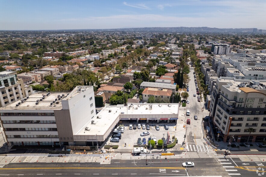 More Photos Of 5162-5180 Wilshire Blvd, Los Angeles Drugstore For Lease