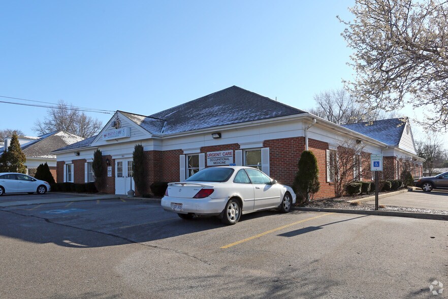 More Photos Of 3909 Darrow Rd, Stow Medical For Lease