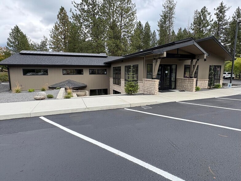 Primary Photo Of 1107 W Ironwood Dr, Coeur d'Alene Office For Lease