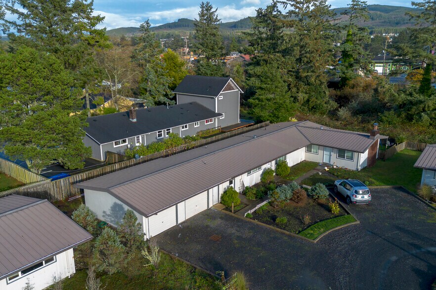 More Photos Of 1715 S Franklin St, Seaside Apartments For Sale