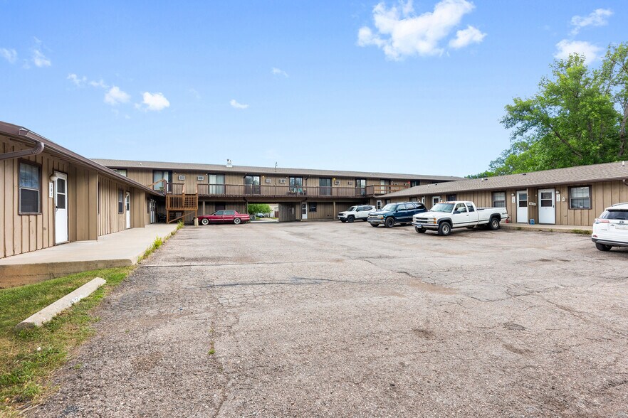 More Photos Of 3313 Leland Ln, Rapid City Multifamily For Sale