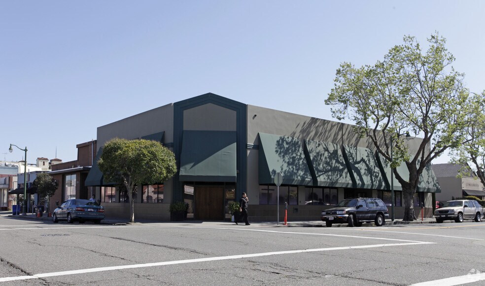 More Photos Of 2500 Santa Clara Ave, Alameda Office For Lease