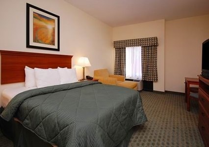 More Photos Of 1335 Mcree St, Memphis Hotel For Sale