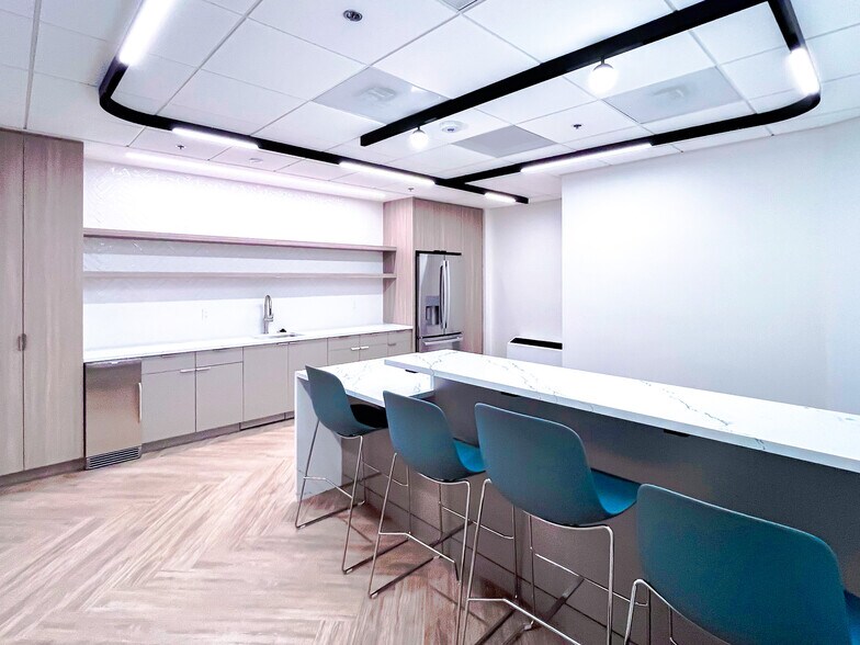 More Photos Of 1150 Connecticut Ave NW, Washington Office For Lease