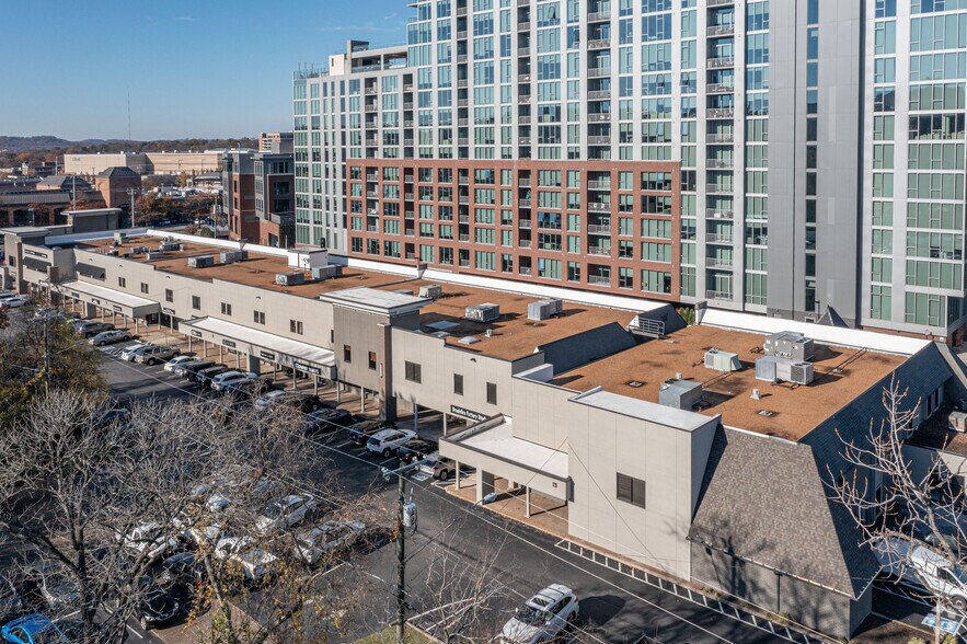 More Photos Of 4004 Hillsboro Rd, Nashville Office For Lease