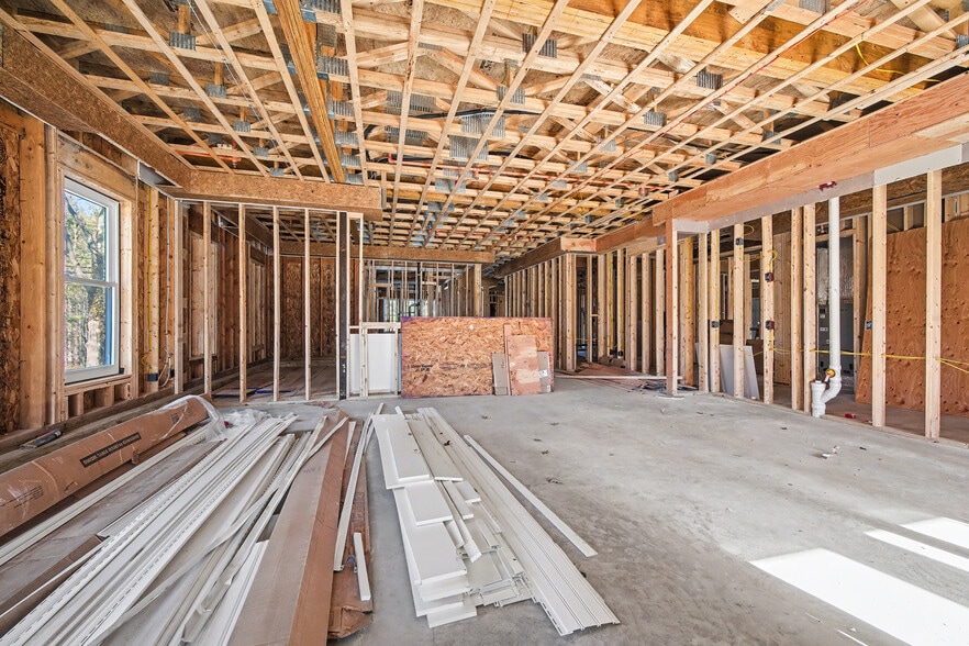 More Photos Of 173 High Plain St, Walpole Office For Sale