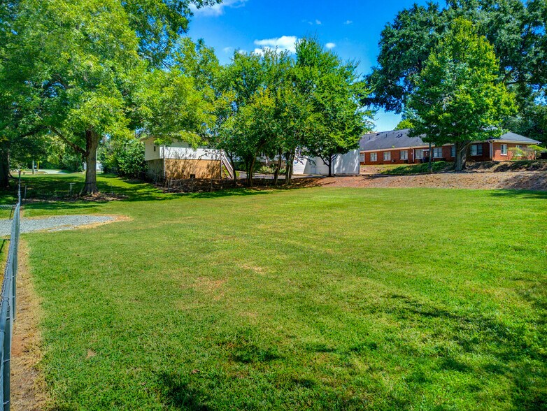 More Photos Of 129 Marble Mill Rd, Marietta Medical For Sale