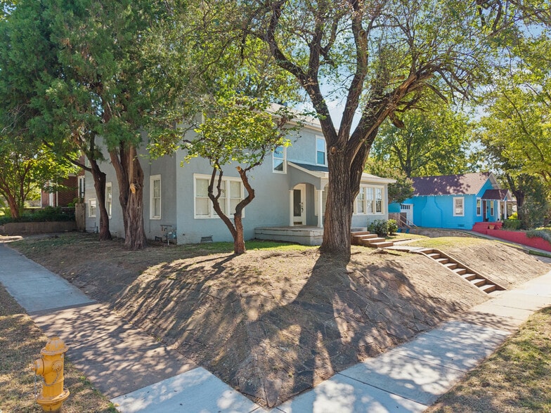 More Photos Of 1703 S Quaker Ave, Tulsa Apartments For Sale