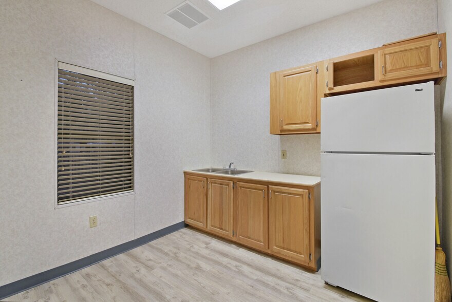 More Photos Of 1535 State Road 207, Saint Augustine Office For Lease