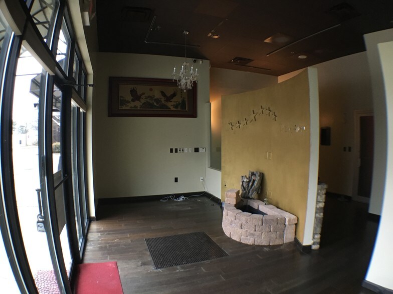 More Photos Of 2355 Cumberland Pky SE, Atlanta Freestanding For Lease