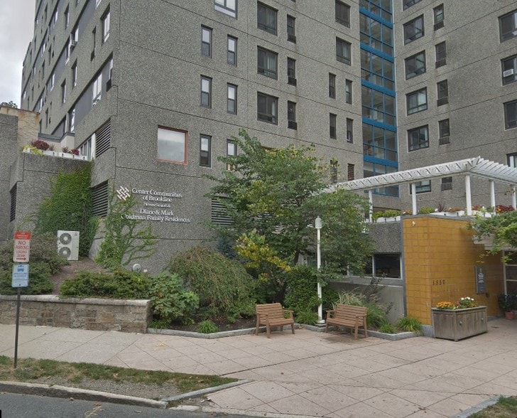 More Photos Of 1550 Beacon St, Brookline Apartments For Lease