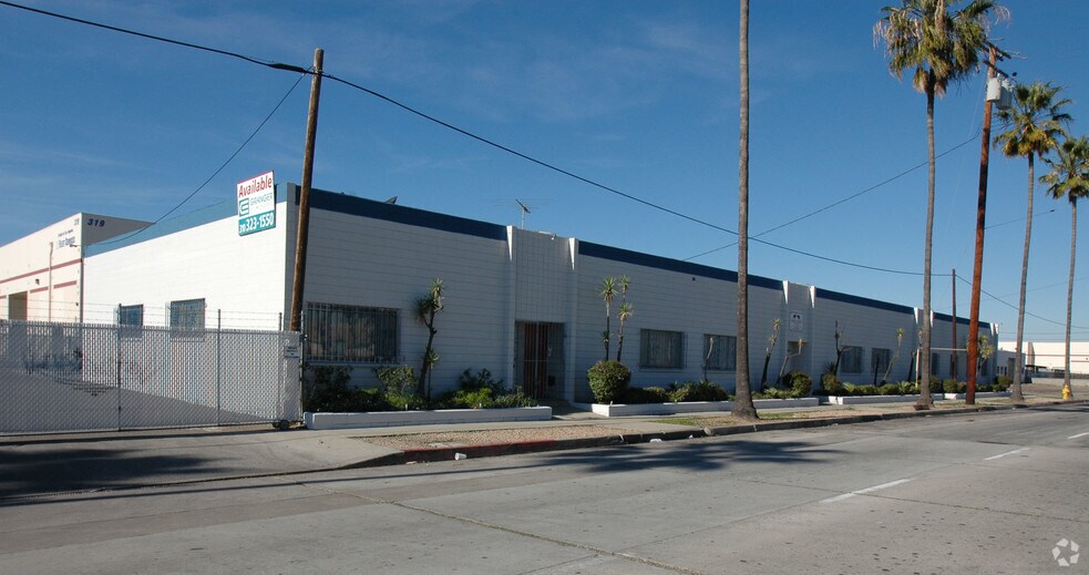 More Photos Of 18207 S Broadway, Gardena Warehouse For Lease