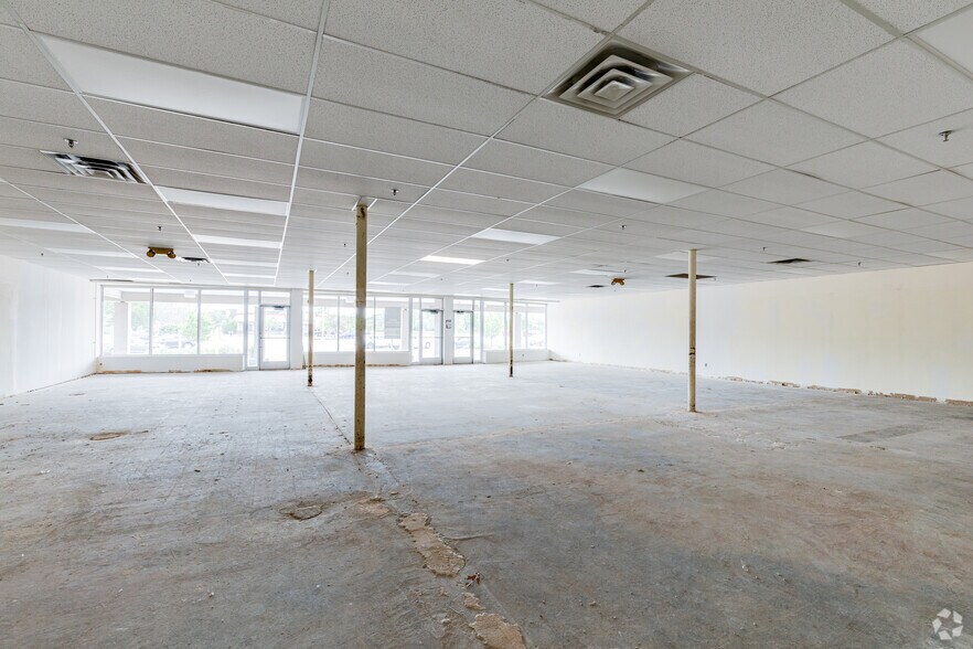 Photo of 1st Floor Ste C03-05