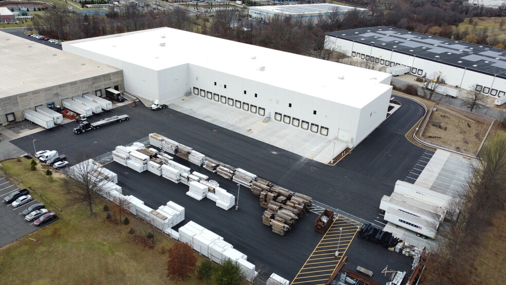 More Photos Of 1100 Randolph Rd, Somerset Warehouse For Lease