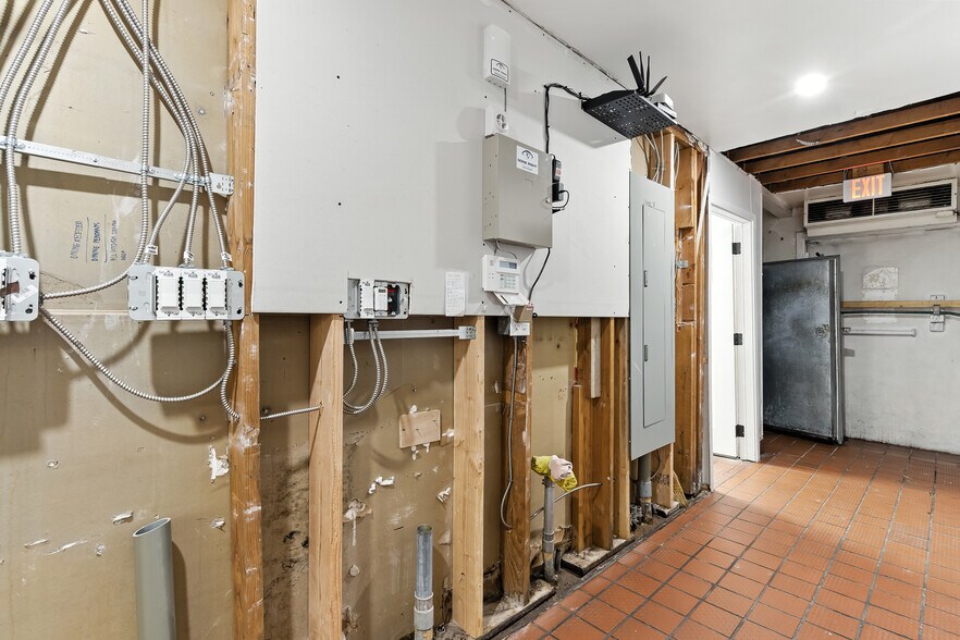 More Photos Of 4355 Sonoma Blvd, Vallejo Restaurant For Lease