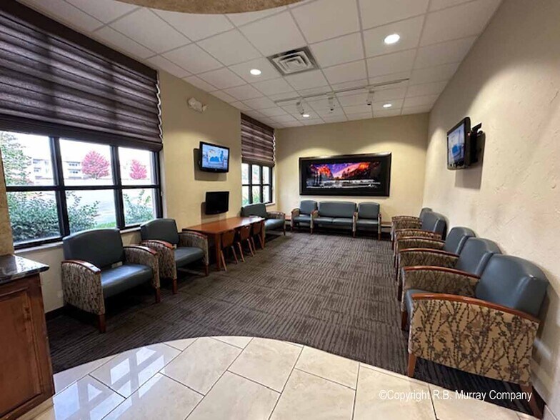 More Photos Of 3250 S Delaware Ave, Springfield Medical For Sale