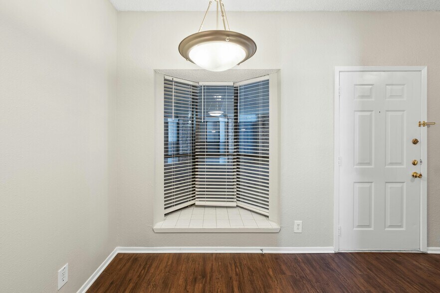 More Photos Of 2818 Nueces St, Austin Apartments For Sale