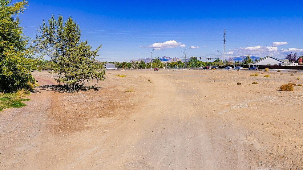 More Photos Of SW 27th St, Redmond Land For Sale