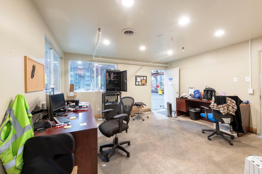 More Photos Of 2507 S 300 W, Salt Lake City Warehouse For Lease