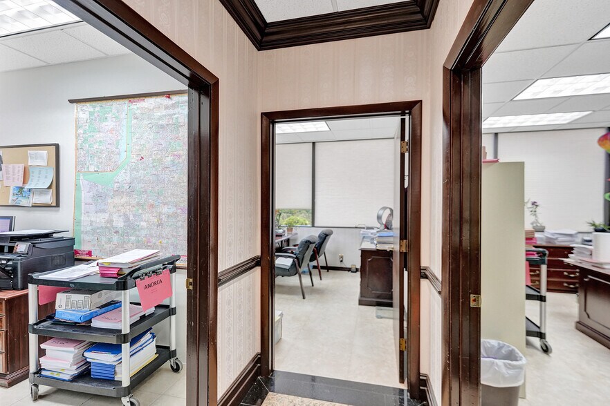 More Photos Of 4491 S State Road 7, Davie Office For Lease