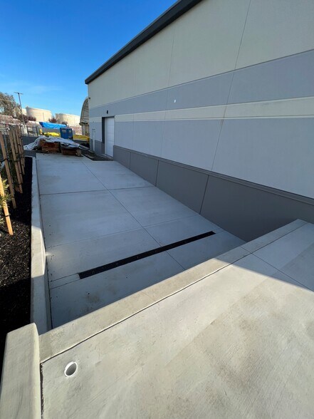 More Photos Of 6101-6151 Pacific St, Rocklin Unknown For Lease