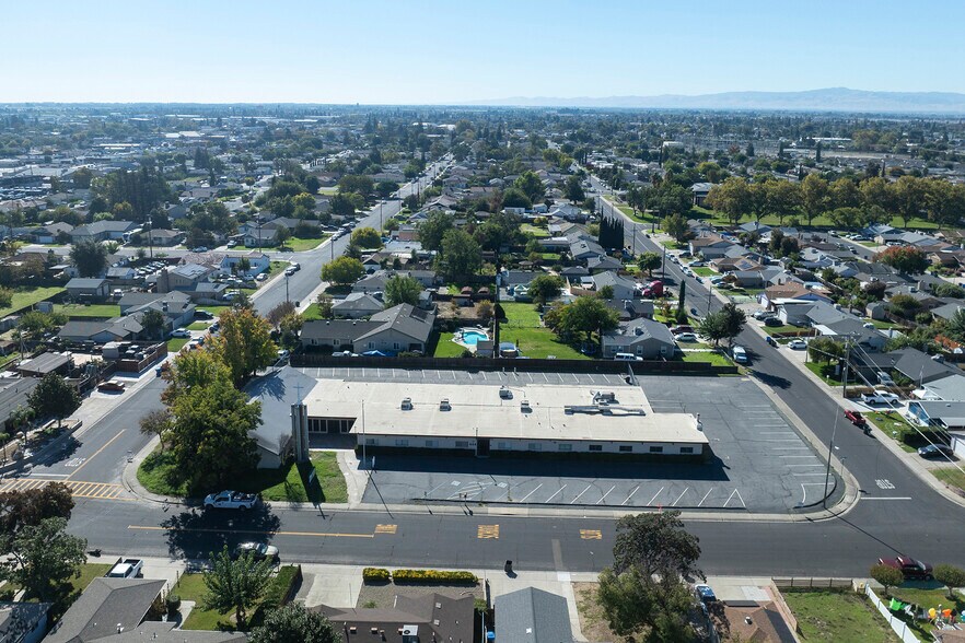 More Photos Of 444 Argonaut St, Manteca Religious Facility For Lease