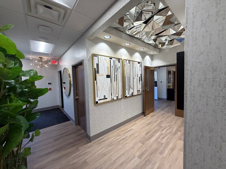 More Photos Of 4310 Roswell Rd NE, Atlanta Medical For Lease