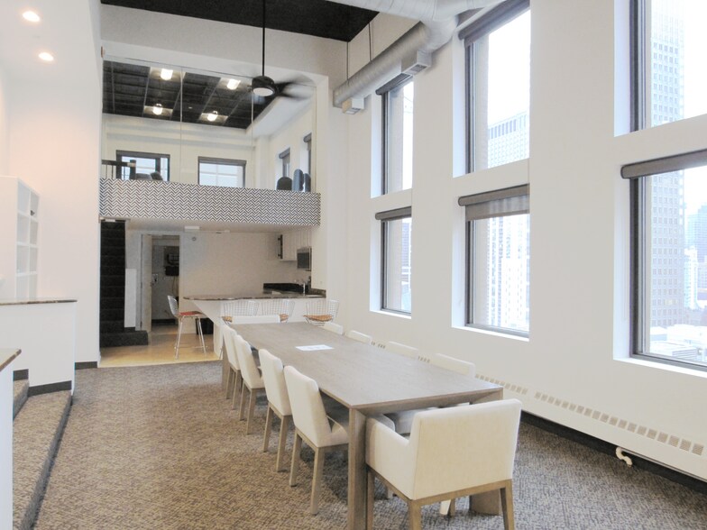 More Photos Of 100 N LaSalle St, Chicago Office For Lease