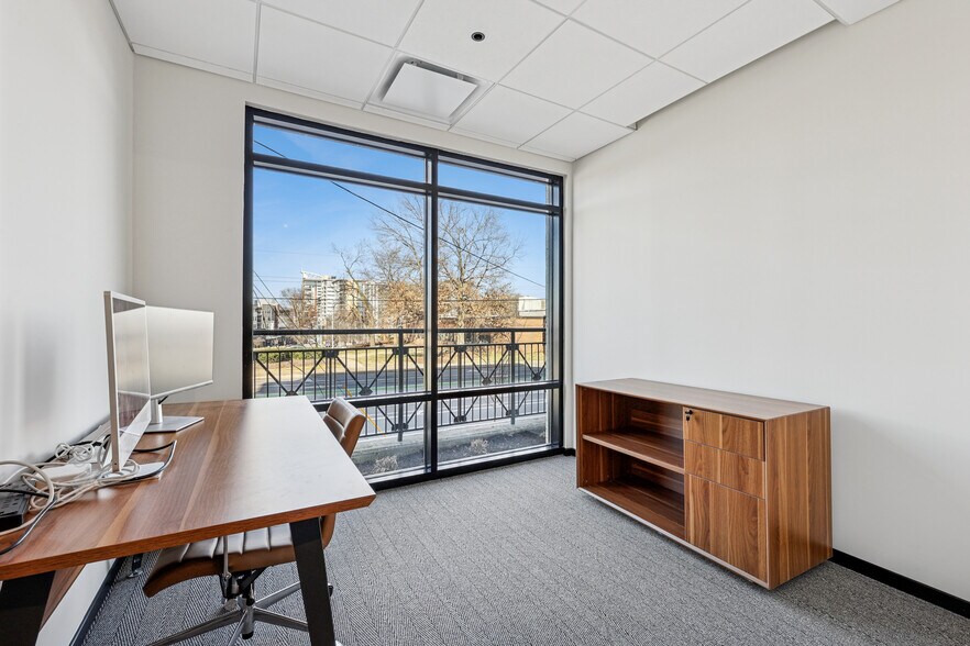 More Photos Of 1021 South St, Nashville Apartments For Lease