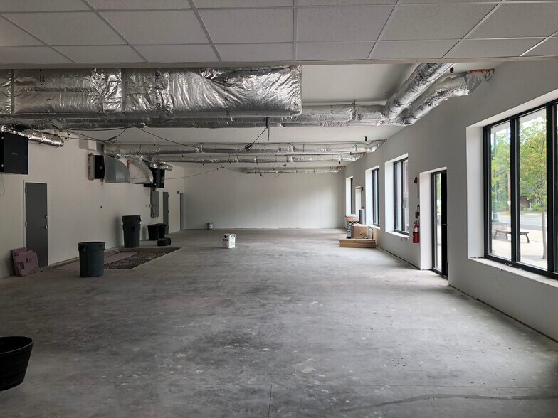 More Photos Of 87 N Chestnut St, New Paltz Apartments For Lease