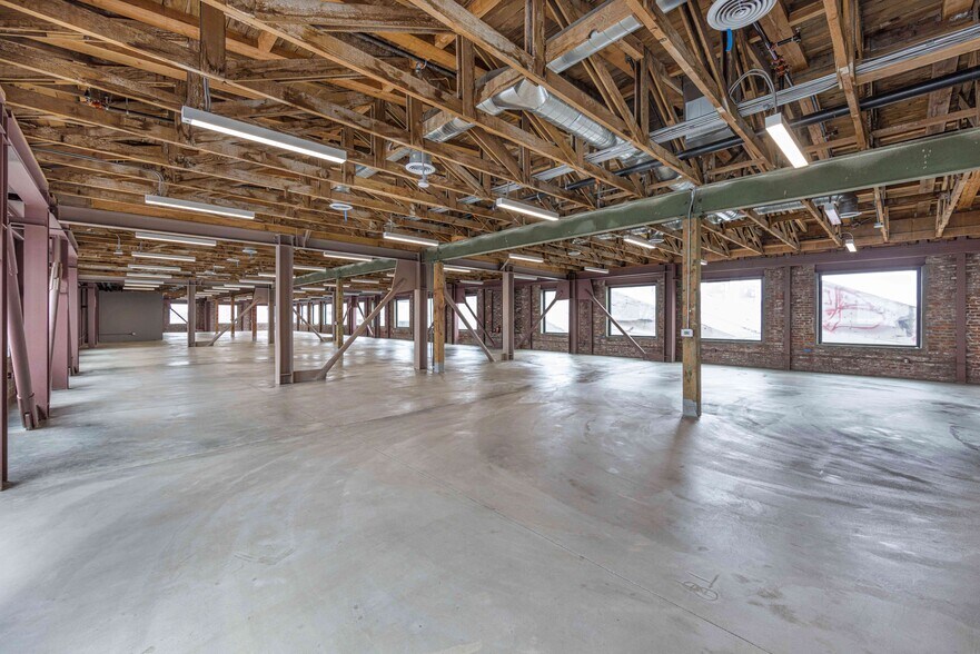 More Photos Of 440 Seaton St, Los Angeles Loft Creative Space For Sale