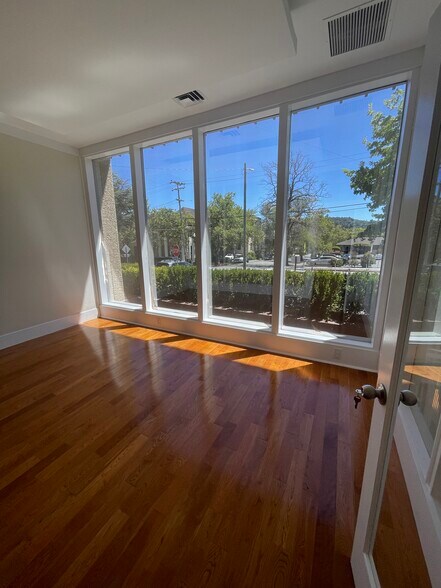 More Photos Of 900 Mission Ave, San Rafael Office For Lease
