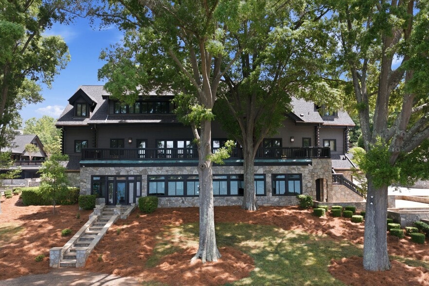 More Photos Of 9715 Nine Eagles Ln, Charlotte Specialty For Sale